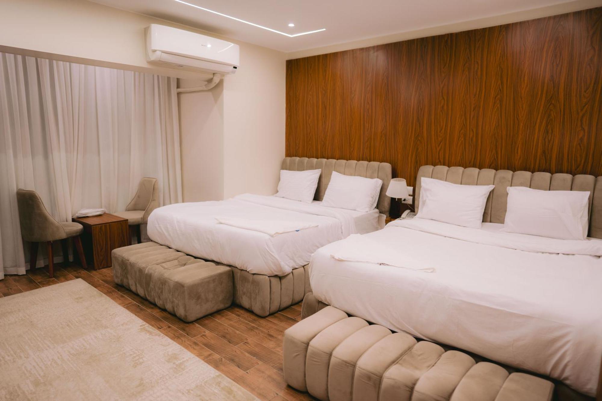 Tuya Pyramids Inn Kafrat al Jabal Екстер'єр фото